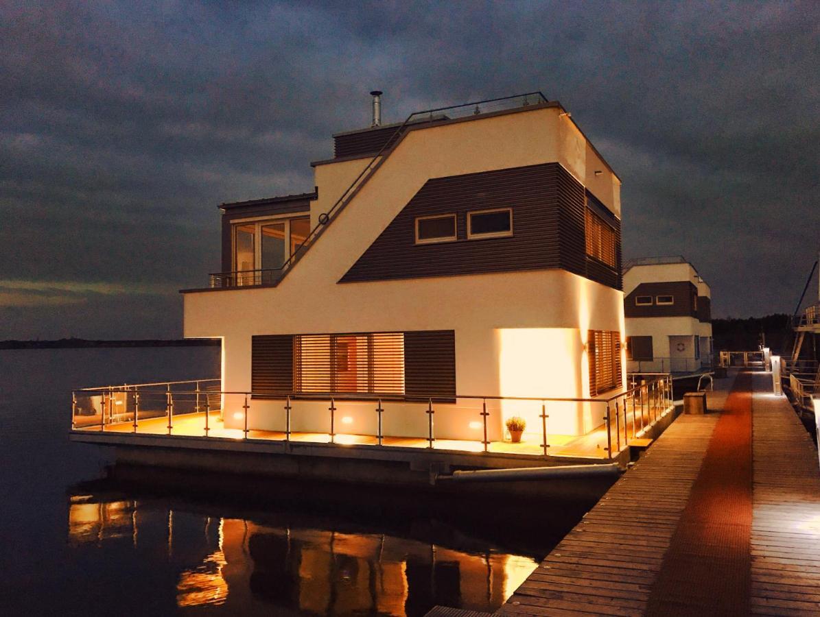 Schwimmendes Haus Robby II Villa Bitterfeld-Wolfen Buitenkant foto