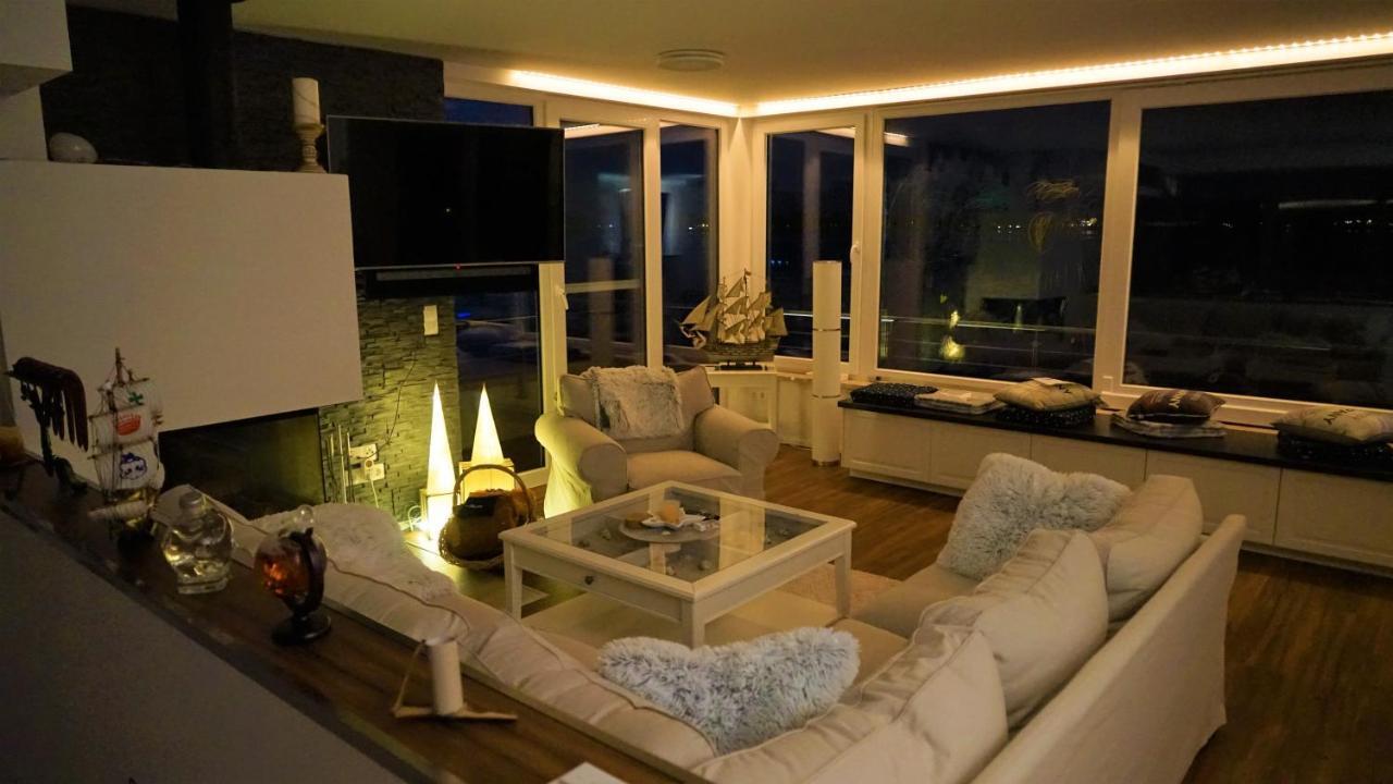 Schwimmendes Haus Robby II Villa Bitterfeld-Wolfen Buitenkant foto